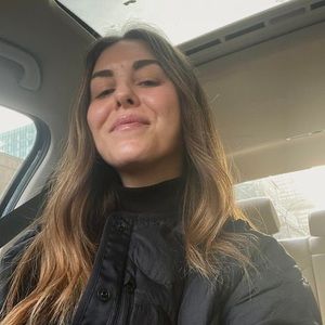 Meet your Posher, Charlotte